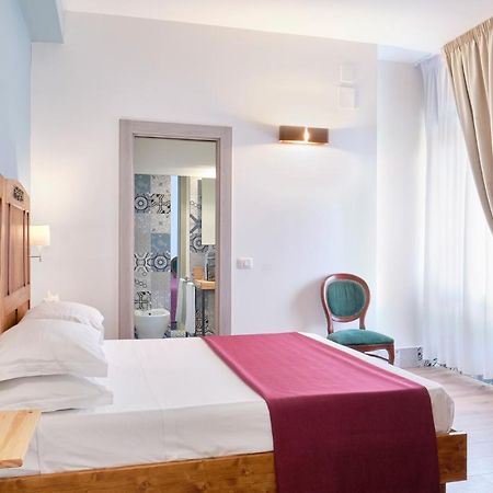 La Via Del Porto Charme Rooms Agropoli Exterior foto